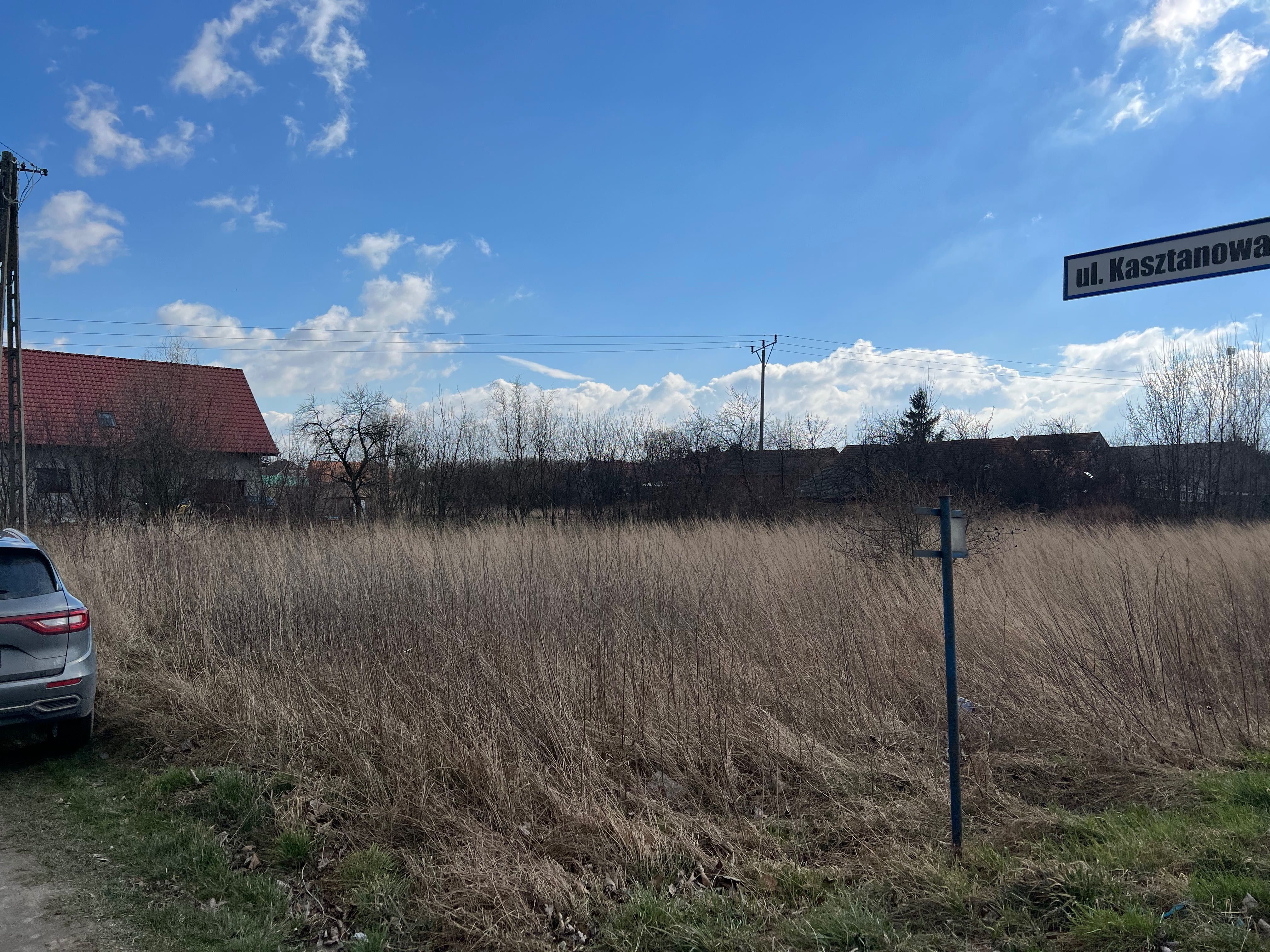 Działka budowlana Dębice koło Środy Śląskiej można podzielić na 2