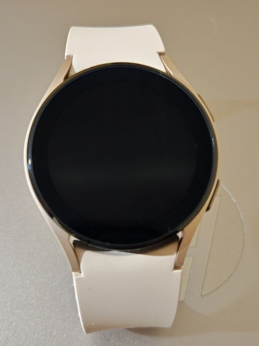 Zegarek Samsung smartwatch 4 LTE,BLUETOOTH, WI-FI, GPS Nowy