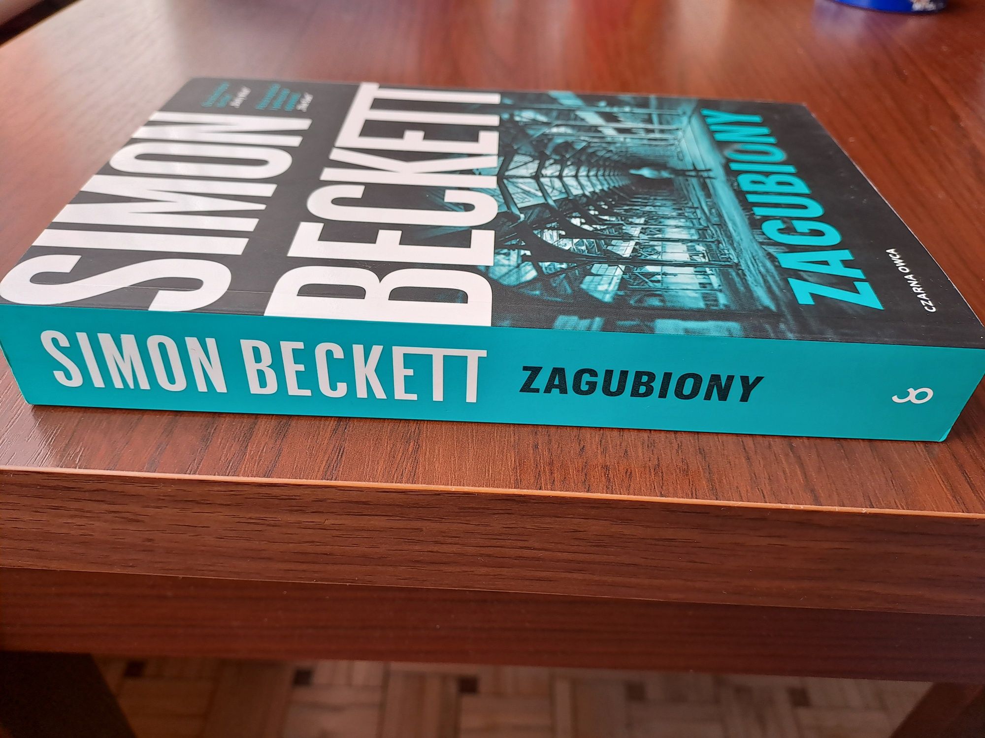 Książka Simona Becketta "Zagubiony"