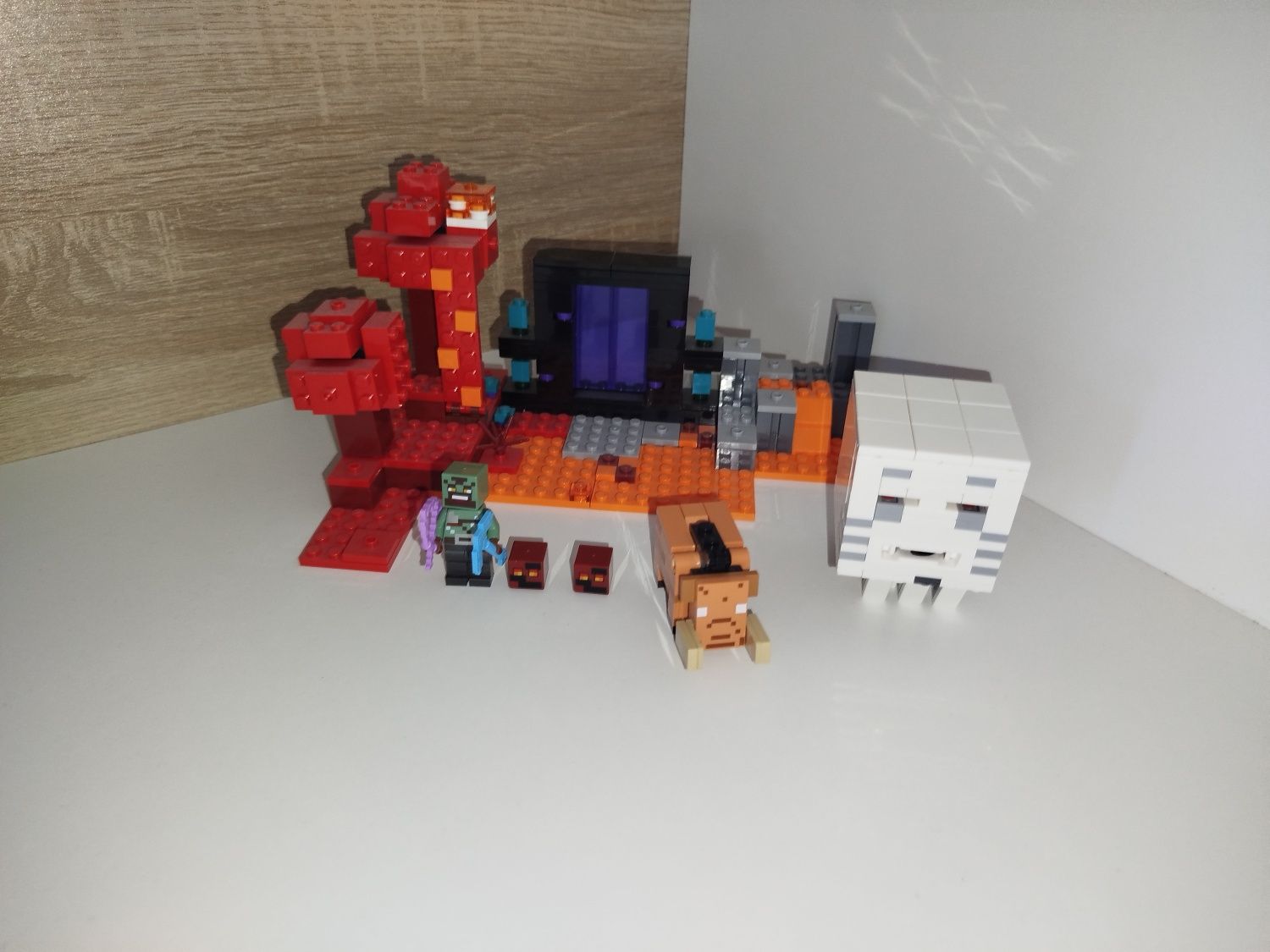 LEGO 21255 Zasadzka w portalu do Netheru