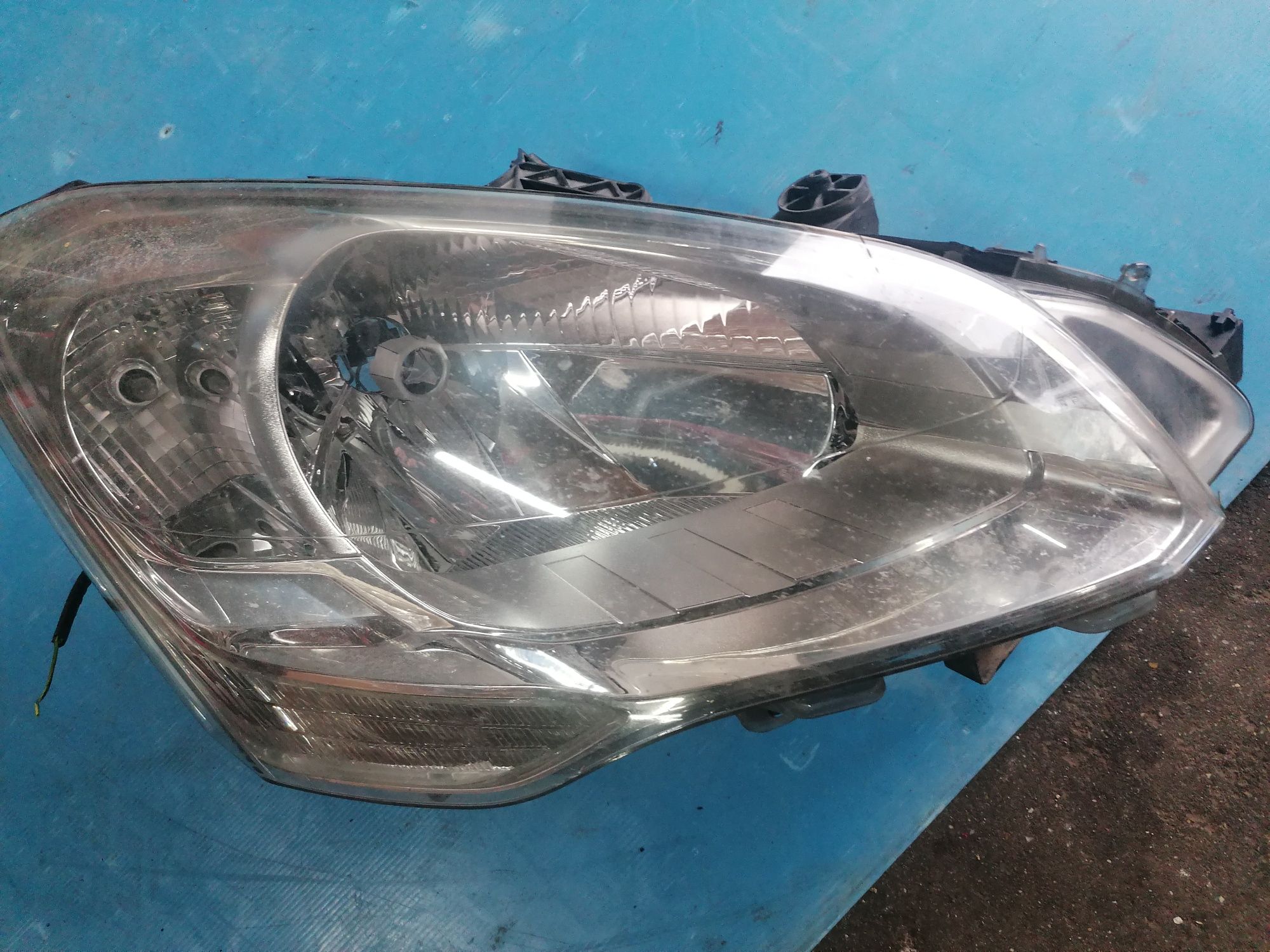 Farol ou óptica Citroën berlingo