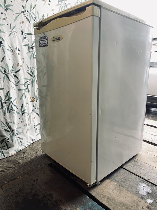 Продам холодильник