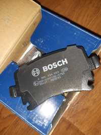 Задние тормозные колодки  Bosch