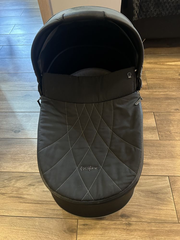 Cybex priam gondola