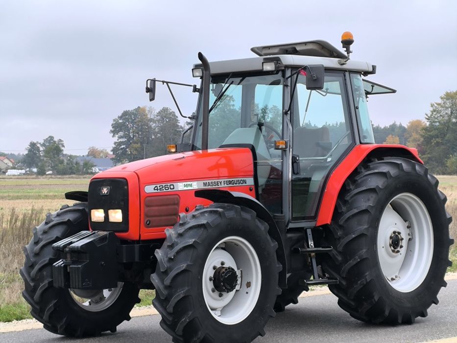 Ciągnik ## Massey Ferguson 4260 # Stan idealny Oryginał (ursus, Zetor)