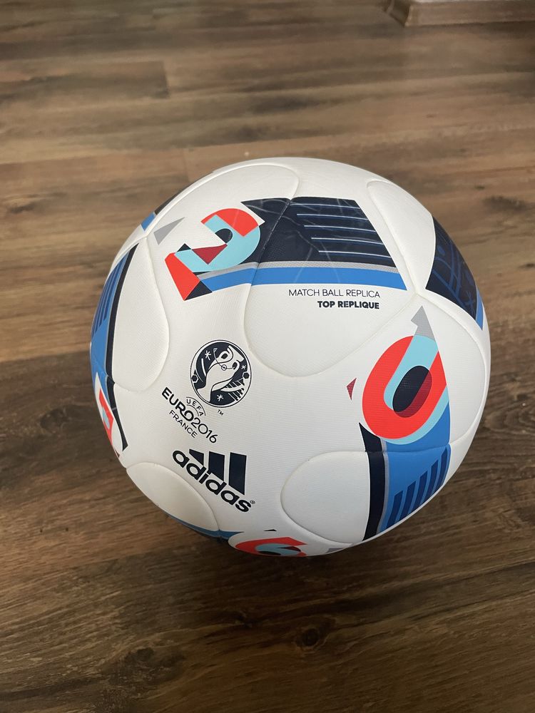 Replika piłki meczowej Euro 2016 BEAU JEU MATCH BALL REPLICA