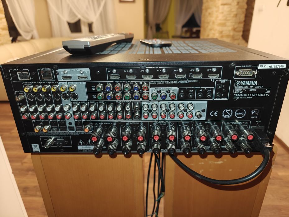 Yamaha RX-V2067 + kolumny Canton – zestaw audio hi-fi