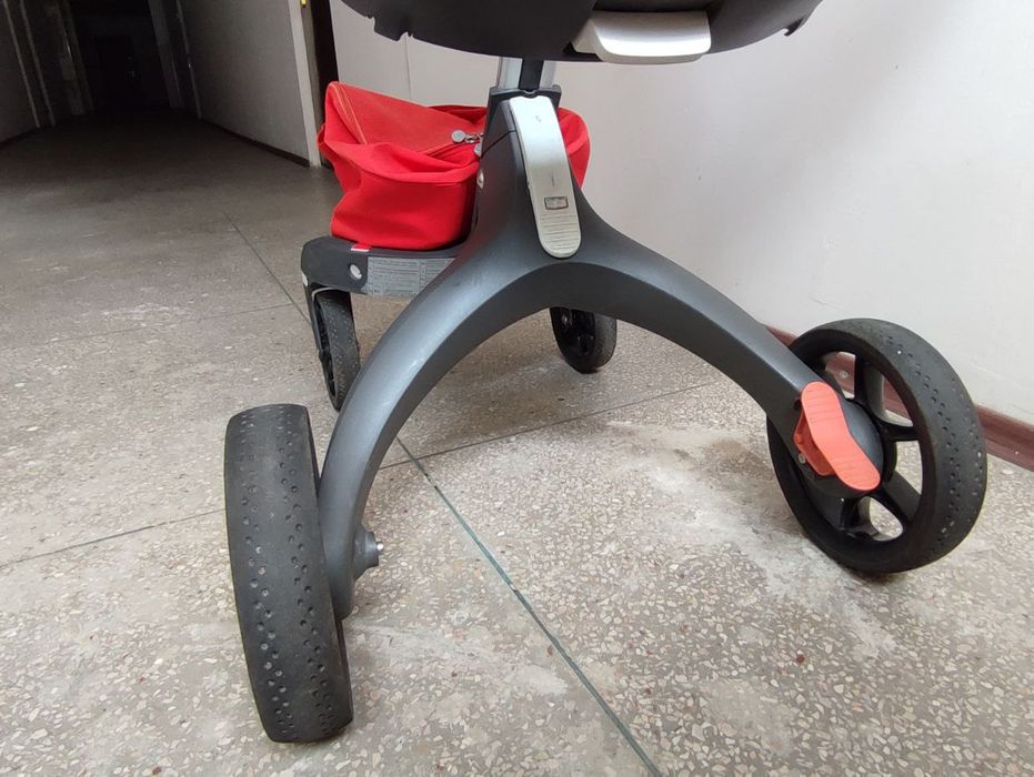 Коляска 2 в 1 Stokke V5
