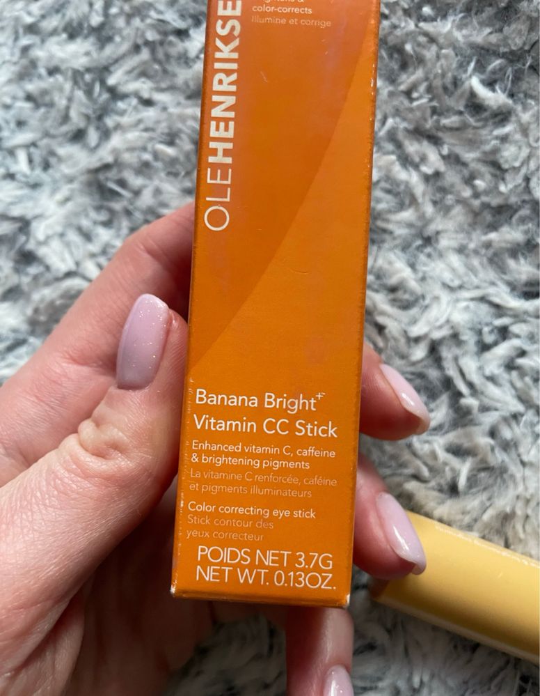 Olehenriksen banana bright stick korektor sephora