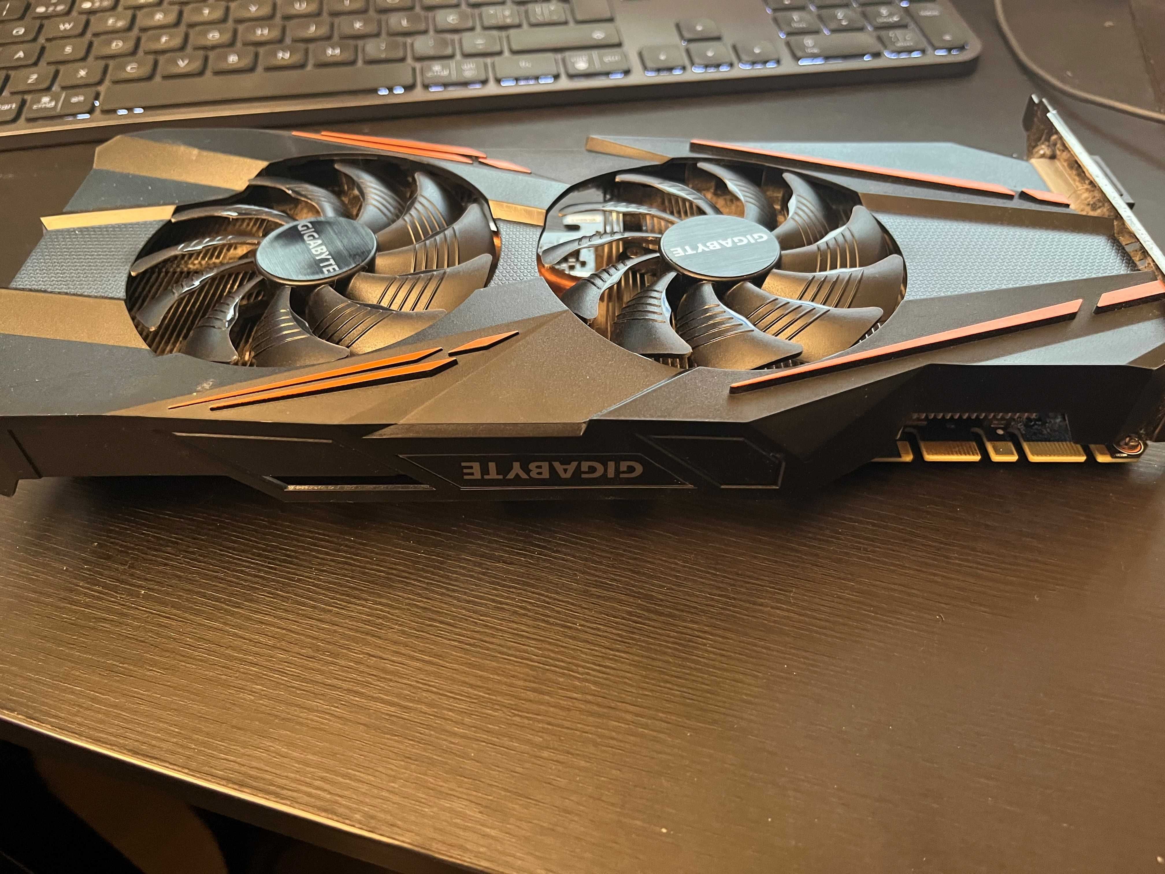 Placa Gráfica Gigabyte GTX 1070 8 GB