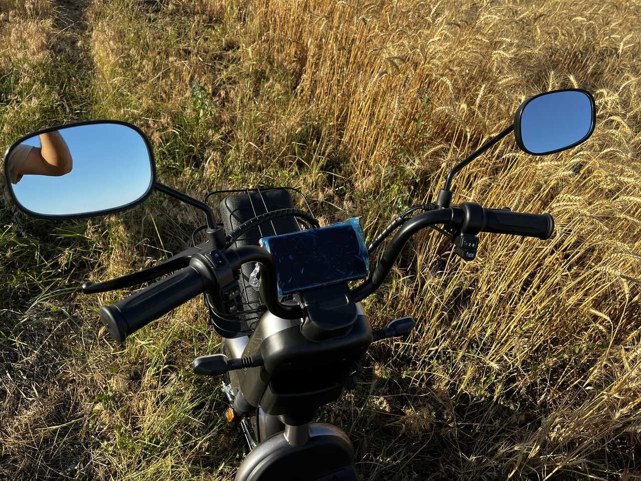 Crosser CR2/CR1 600W20A 60V Електроскутер велоскутер 2025 серый