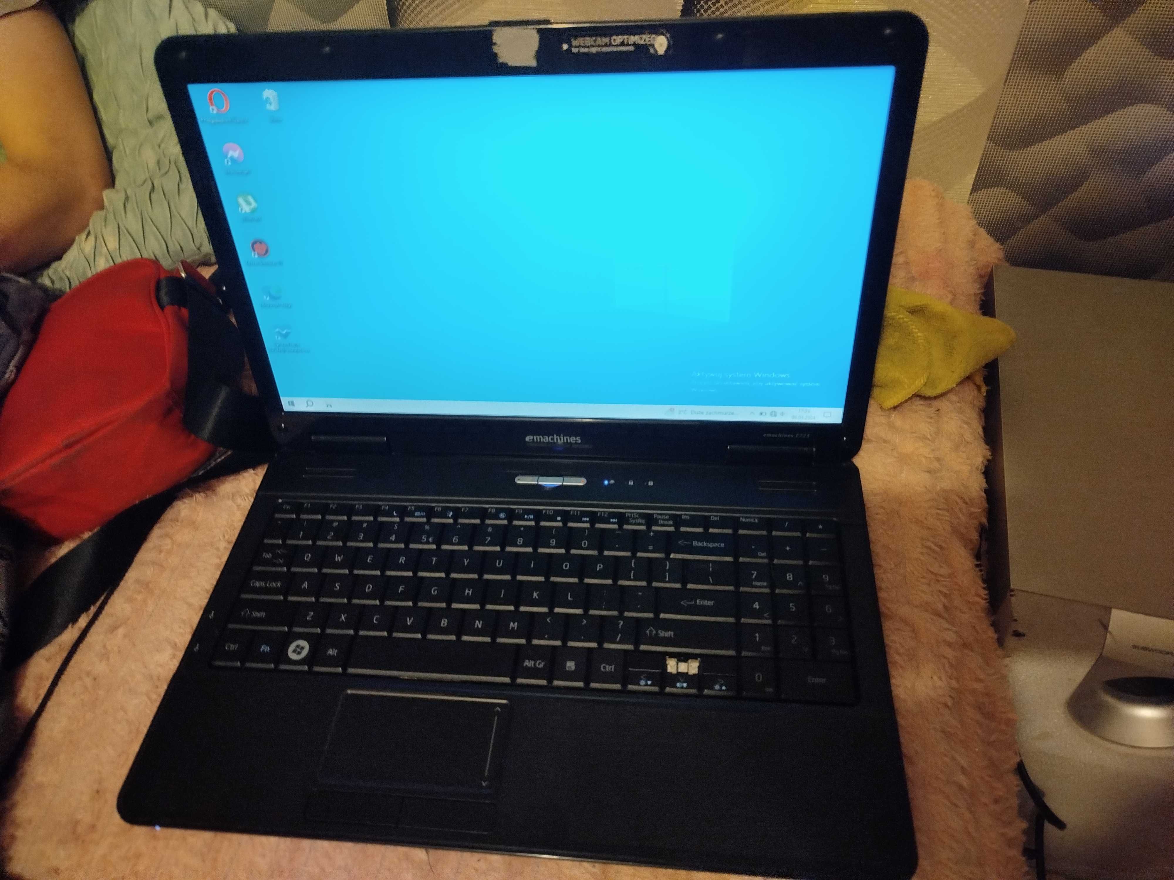 Sprzedam laptop Acer eMachines e725