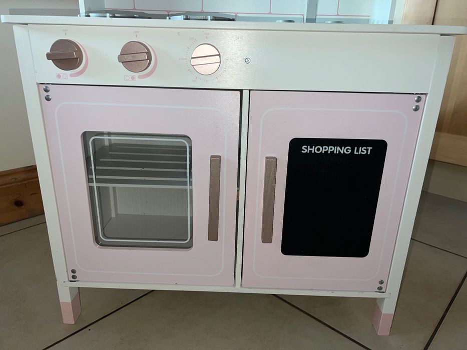 Деревʼяна кухня )