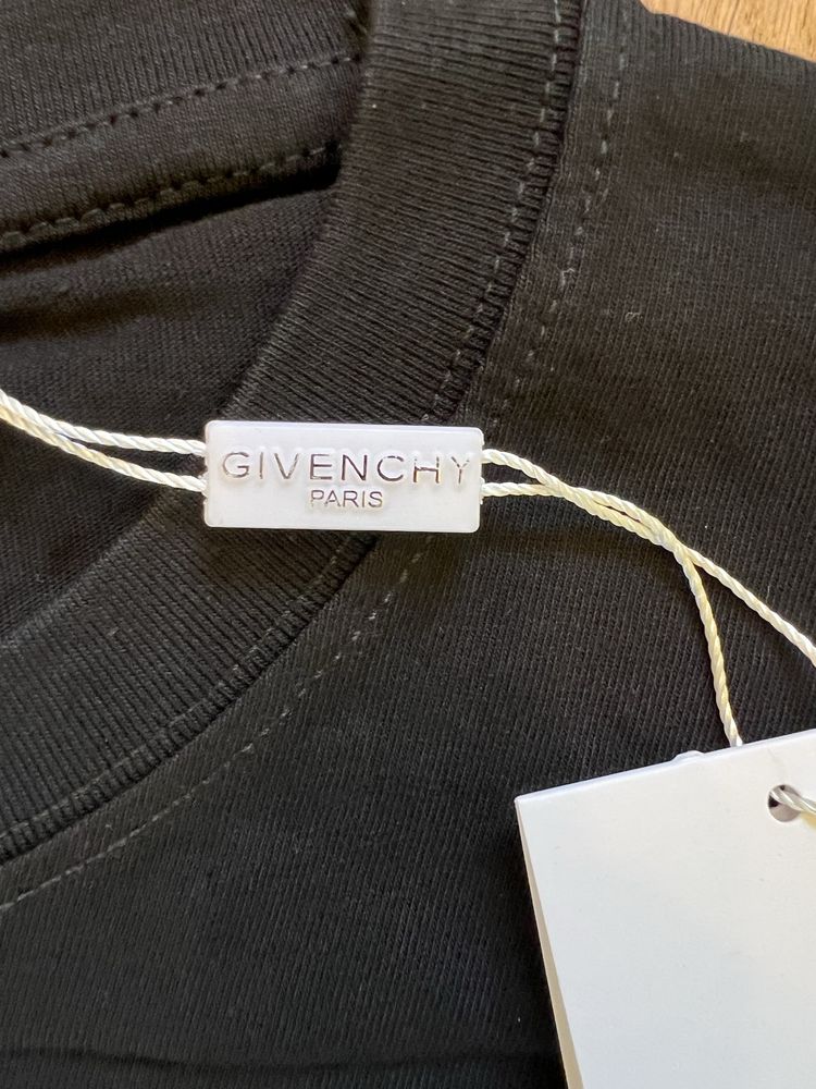 Футболка Givenchy , M, L