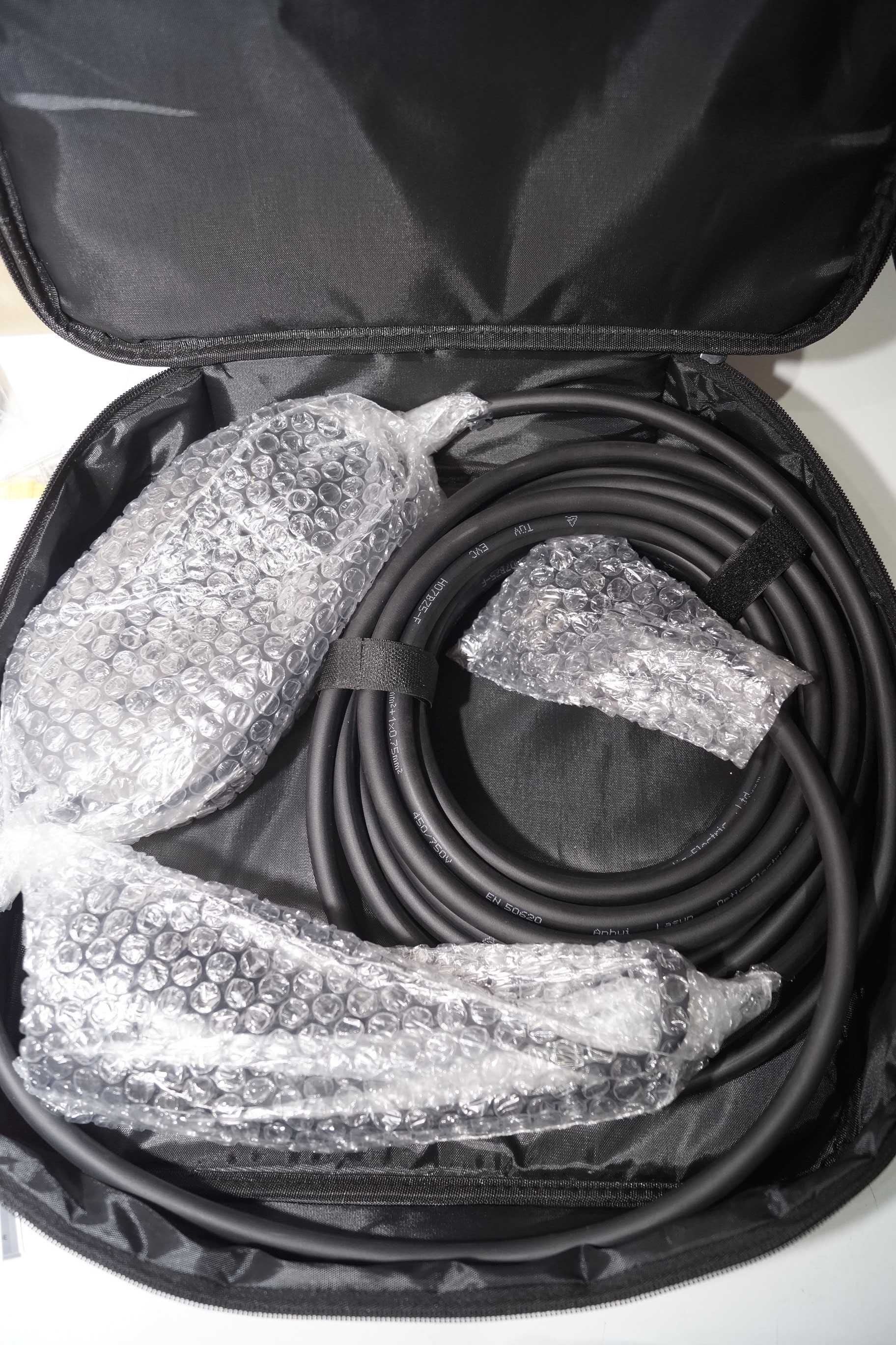 G357 EzGoGo Przenośna ładowarka do pojazdów elektrycznych Typ2 16A 10m