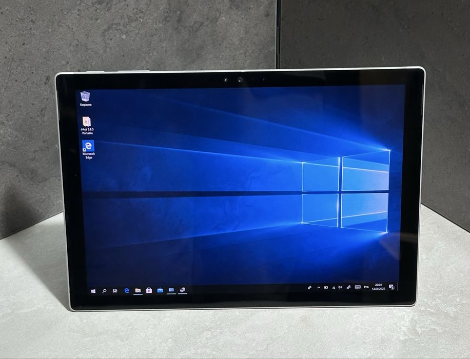 Планшет Surface Pro 4 (1724) 12.3’’ 8GB RAM/256GB SSD/i5-6300U/ N2967