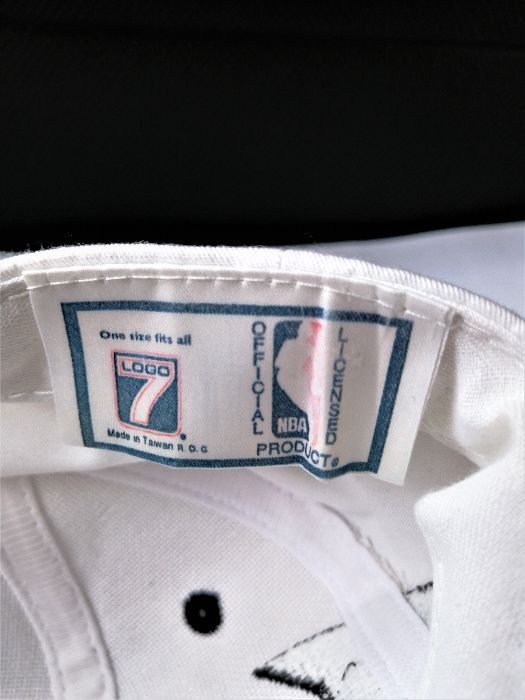 Czapka z daszkiem Chicago Bulls Sharktooth Logo 7