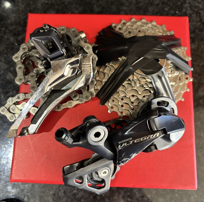 Transmissão Shimano Ultegra R8000 11v