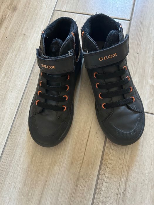 Buty chłopięce Geox rozm. 30