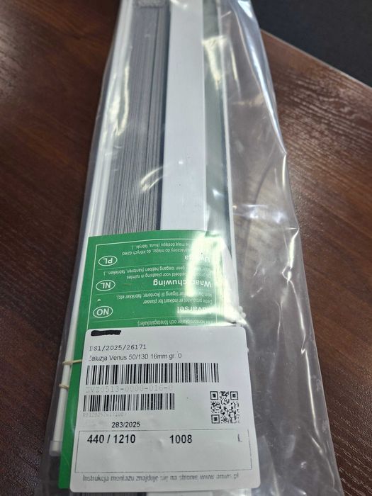 Żaluzje wewnętrzne VENUS 16 MM