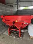 Rozsiewacz Woprol 1200 kg