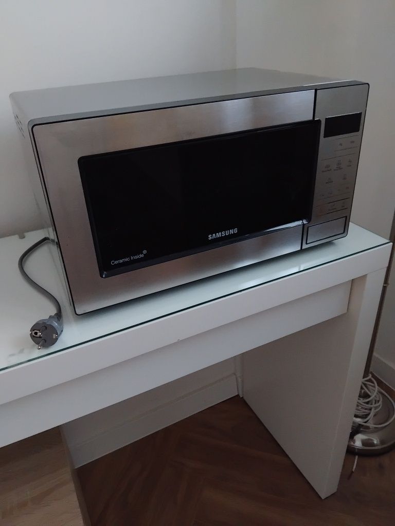 Mikrofala Samsung Ceramic Inside