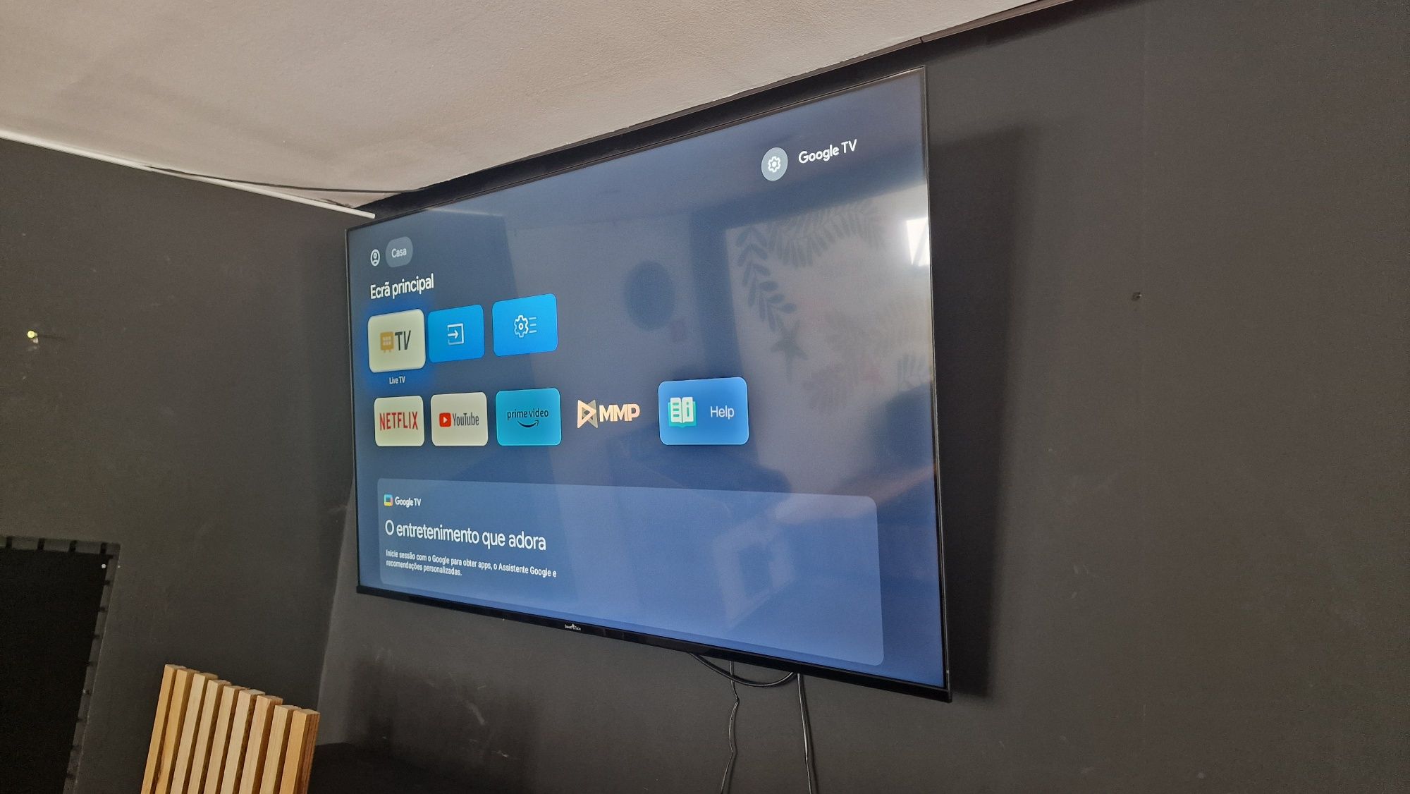 Smart Tv 65 com suporte de parede