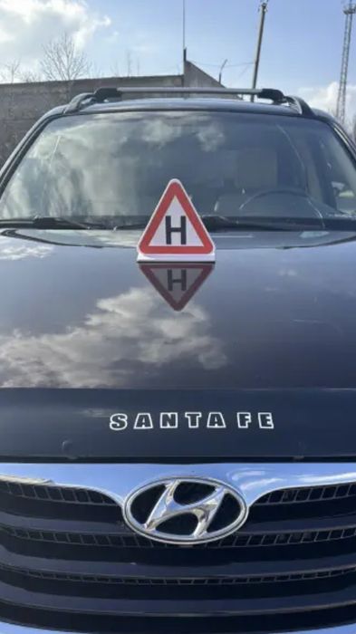 Іструктор з водіння автомобіля