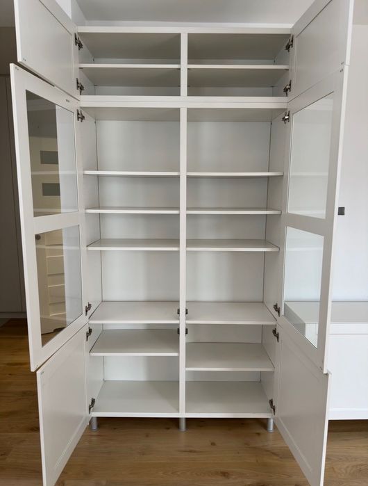 Witryna regał przeszklony Ikea biały