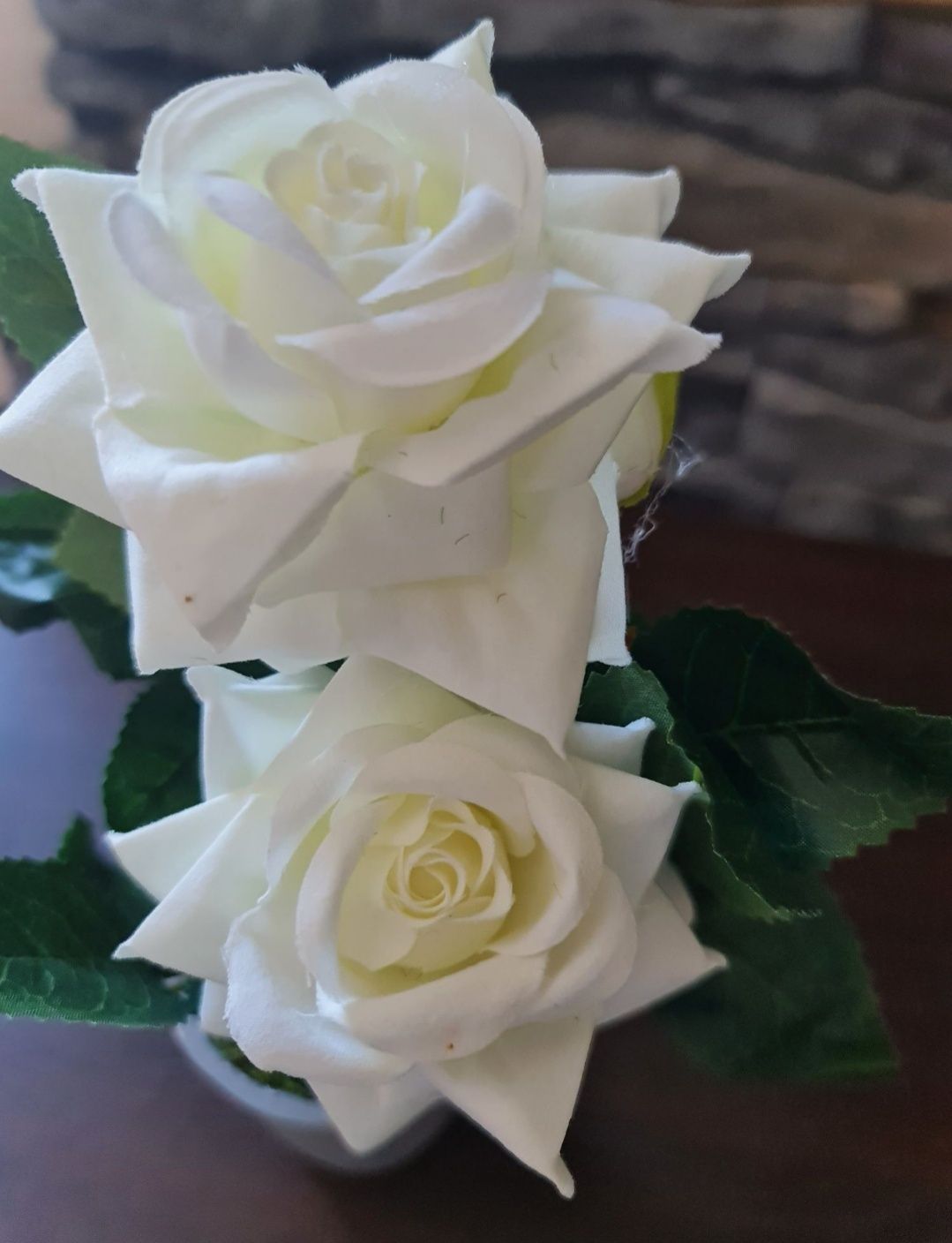 Kwiat sztuczny w doniczce ceramicznej 30cm 48tknkw