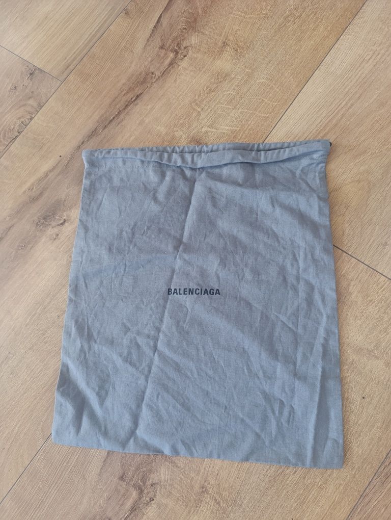 Worek torebka do ręki na plecy balenciaga modna