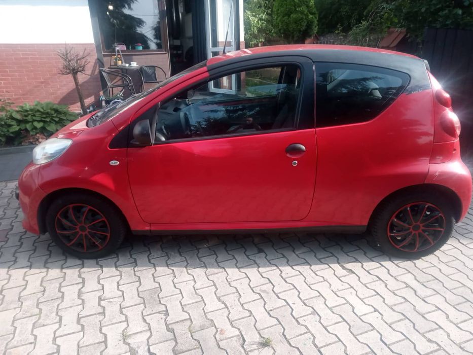 Peugeot 107, 2007 samochod osobowy