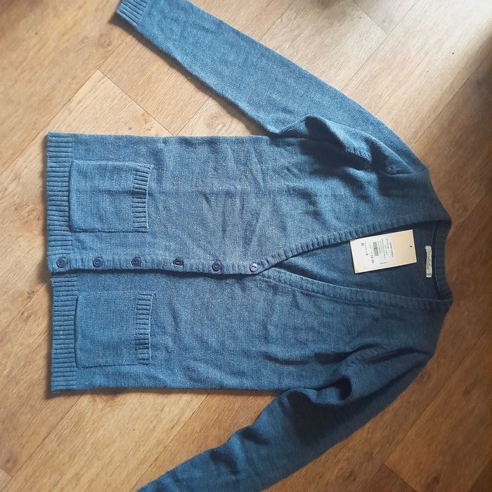 Женская  кофта НОВАЯ 44 размер