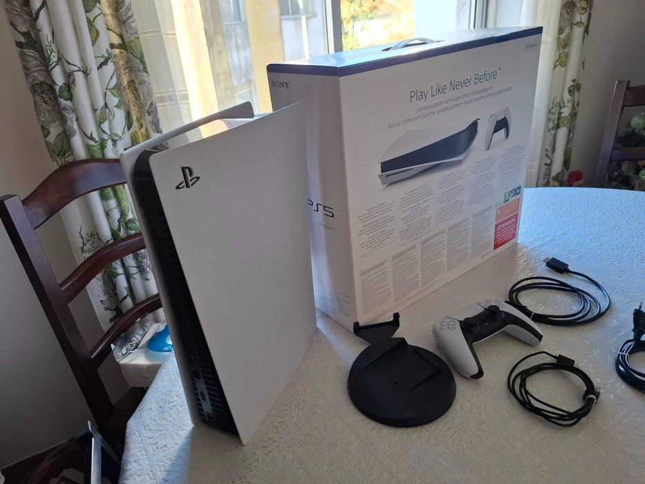 Consola Playstation 5 como nova