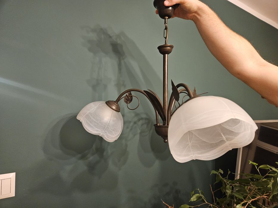 Lampa do salonu na 3 żarówki