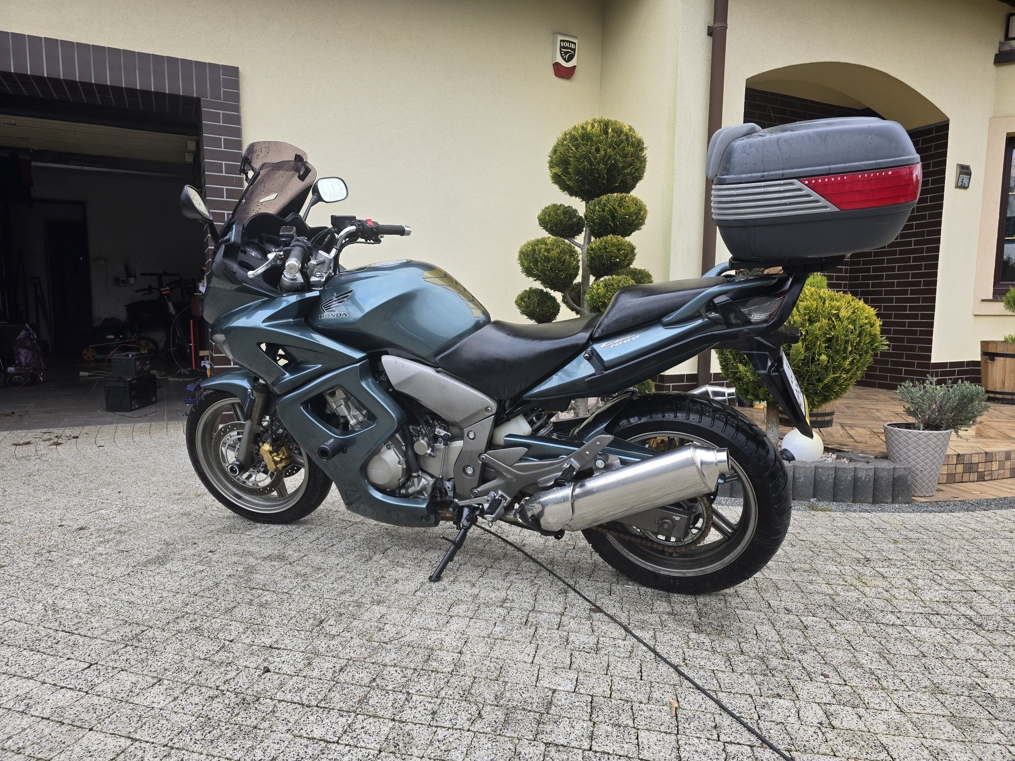 Honda Cbf 1000 ABS Pelna obudowa fajny sprzet