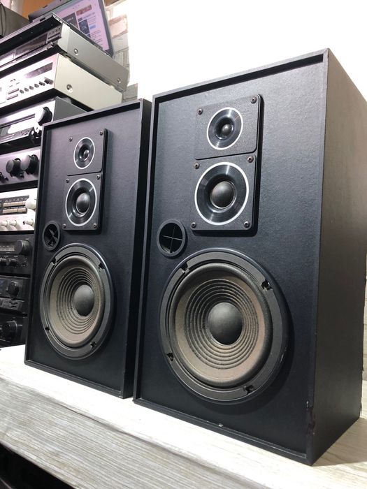 Топова! Полочна акустика/полочная акустика WHD BR 140 з Німеччини