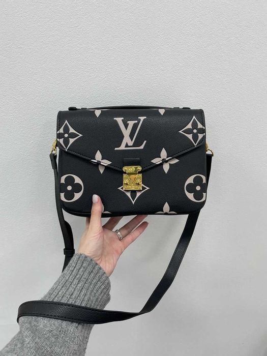 Сумка Louis Vuitton Pochette Métis Black Monogram Empreinte G LUXE