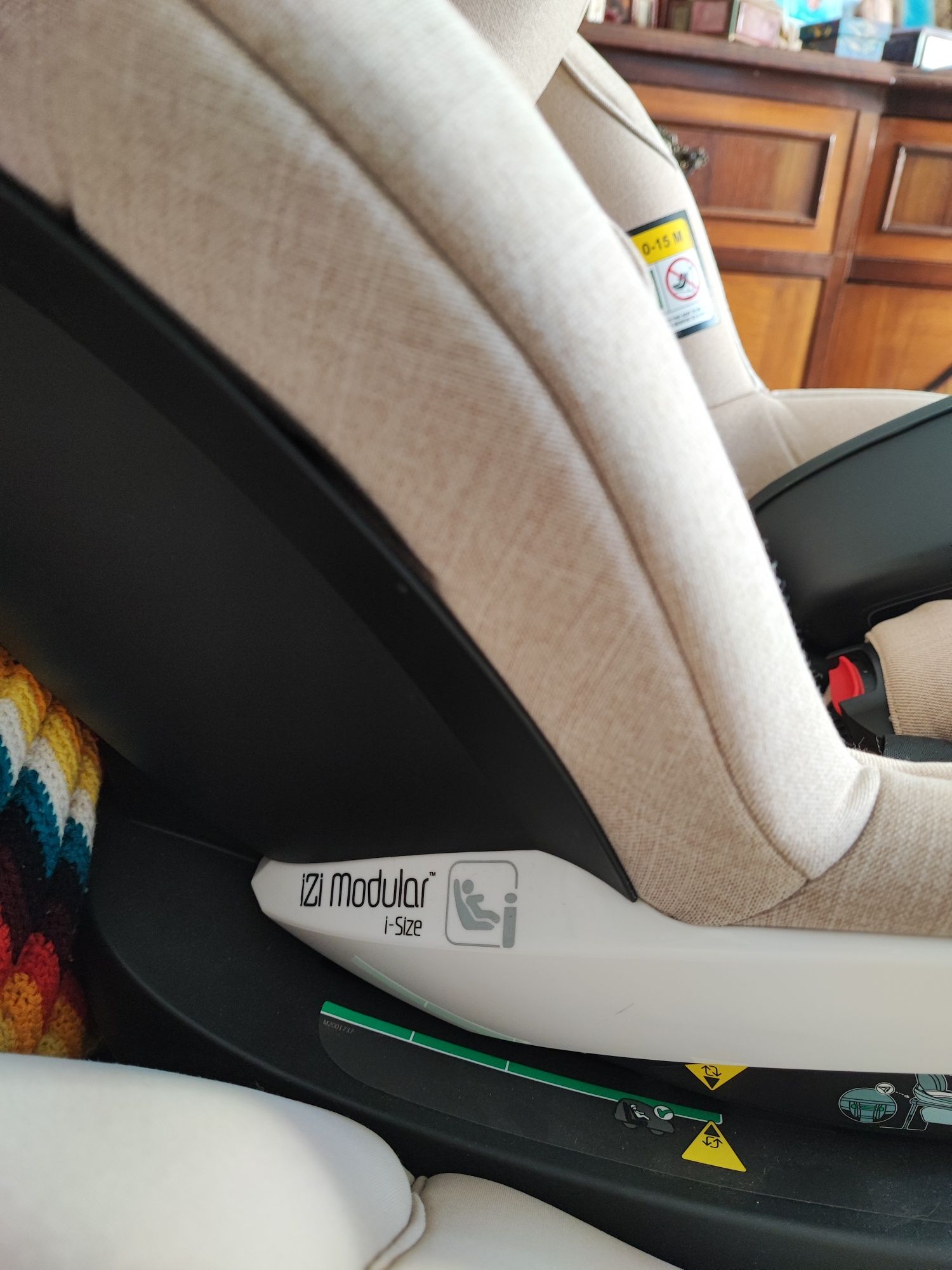 Cadeira auto BeSafe Izi modular + isofix