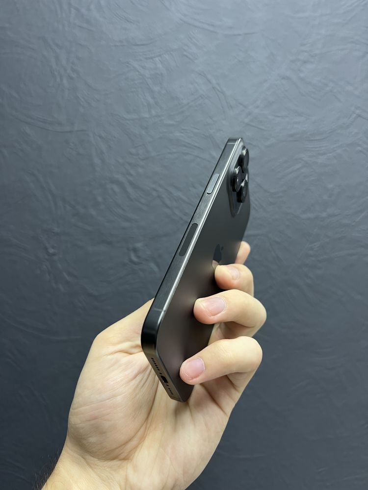 iPhone 15 Pro Max 256Gb Black Titanium Neverlock Відмінний стан
