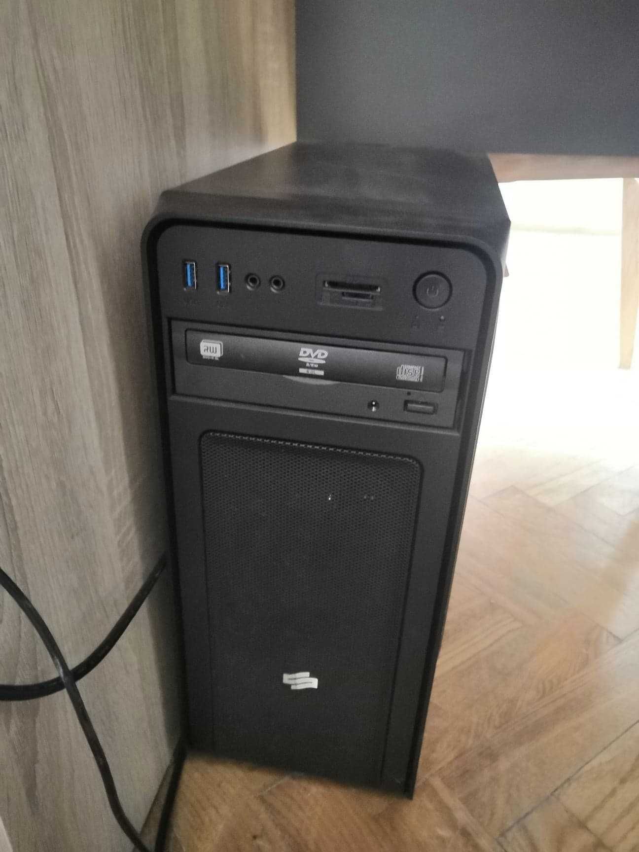 Zestaw komputer stacjonarny + monitor  x-kom Picasso OP-500 G4600/8GB