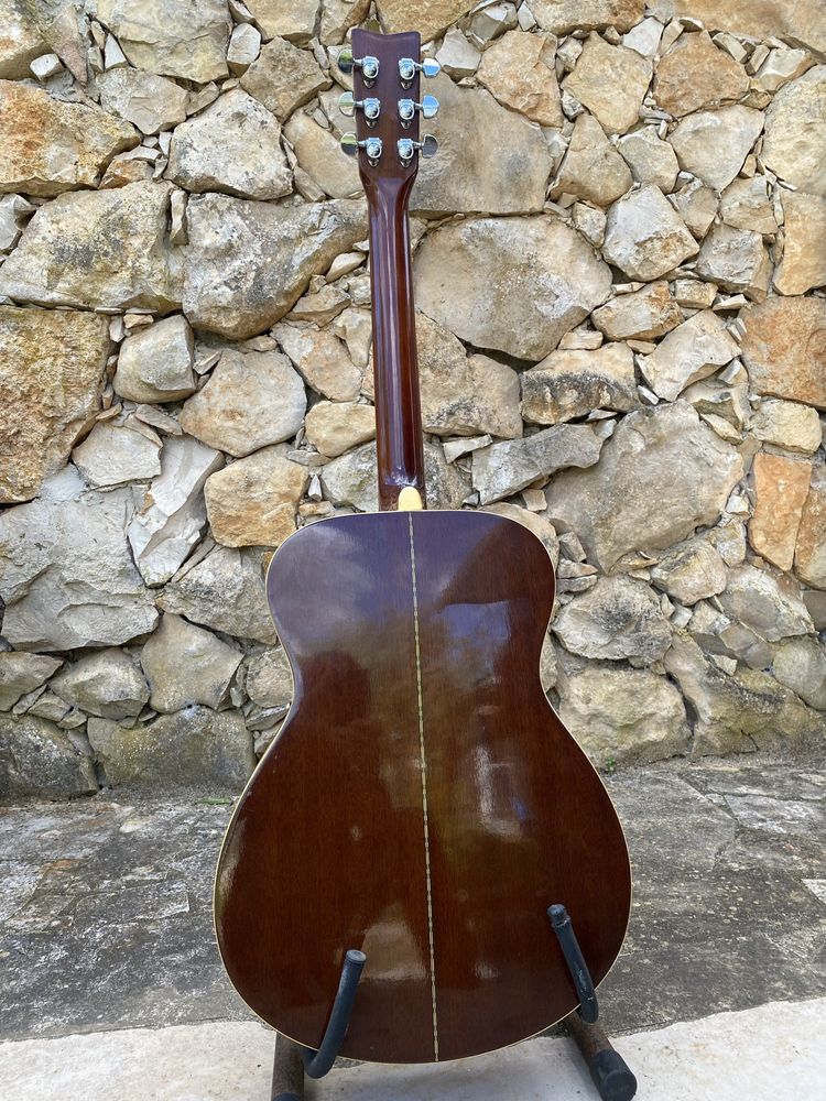 YAMAHA Grand Concert Guitar FG-331