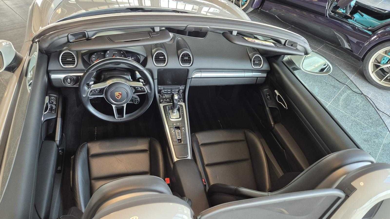 Porsche 718 Boxster 2.0 T / Sport-Chrono / BOSE / camera / Bi-Xenon