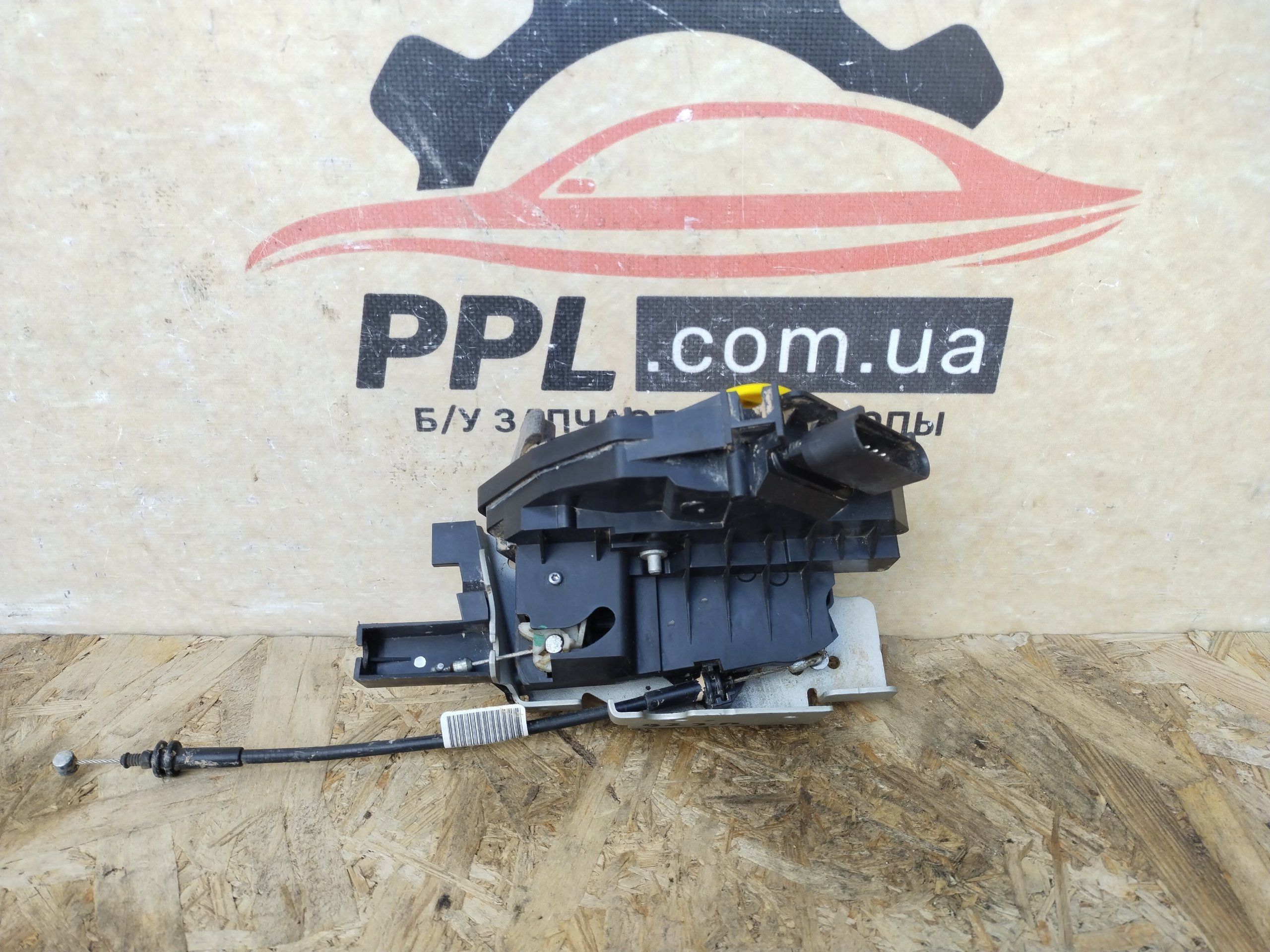 Ford Transit Connect Mk2 13- замок двери распашной задней правой 5 pin