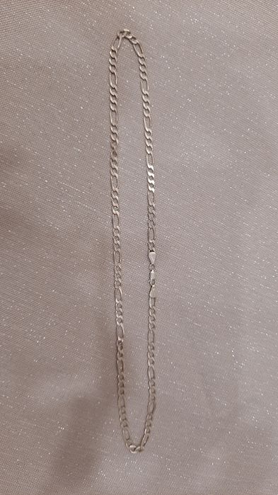 Ekskuzywny męski srebrny łańcuszek.