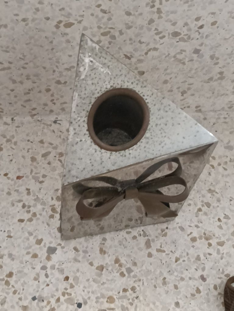 Porta velas ou outros em metal e latão/ bronze