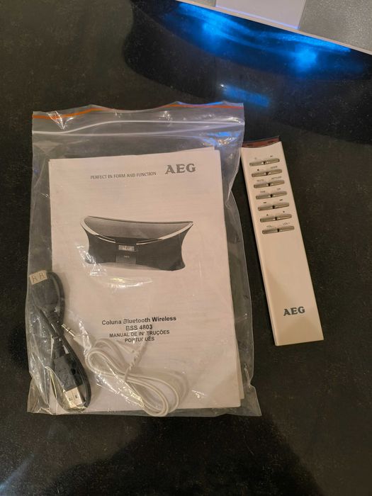 Coluna Bluetooth Portátil AEG BSS 4803. Como nova.