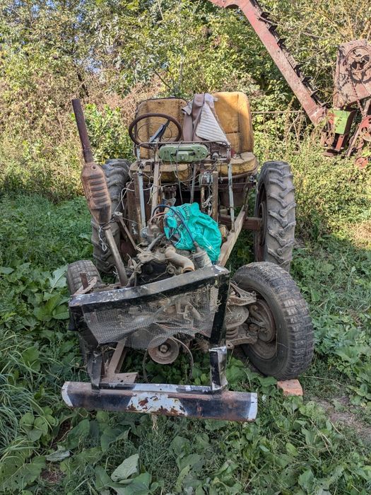Саморобний трактор під проєкт