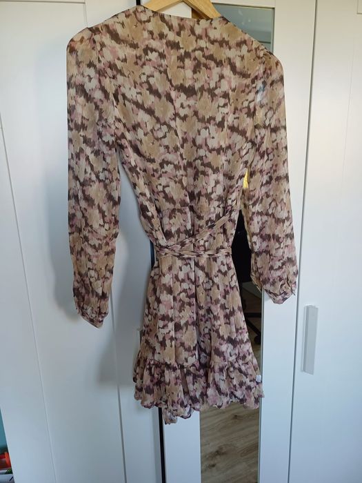 Sukienka nowa z metką wzór brązowa beżowa falbana sinsay 34 XS