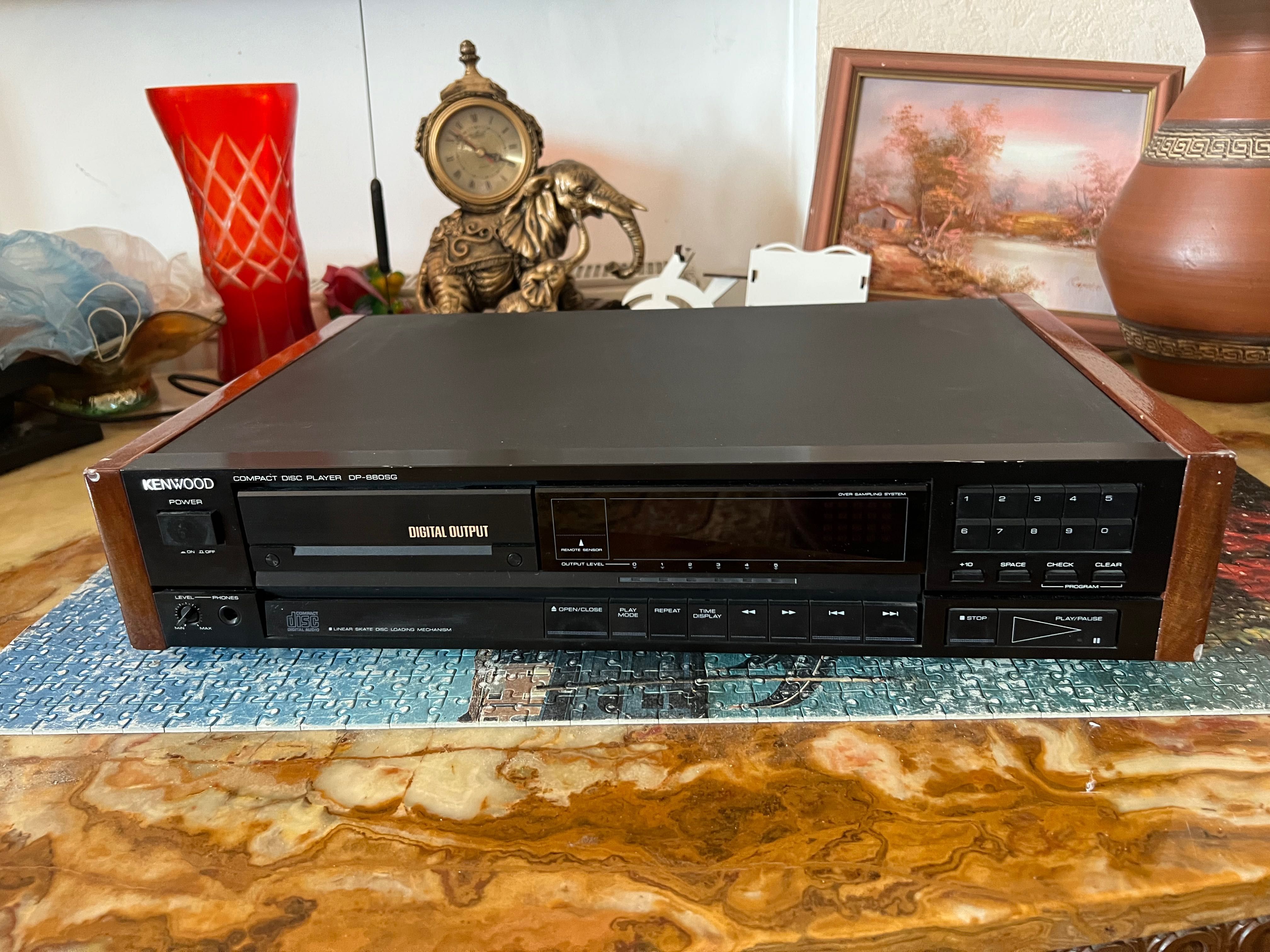 CD програвач Kenwood DP-880SG / Японія